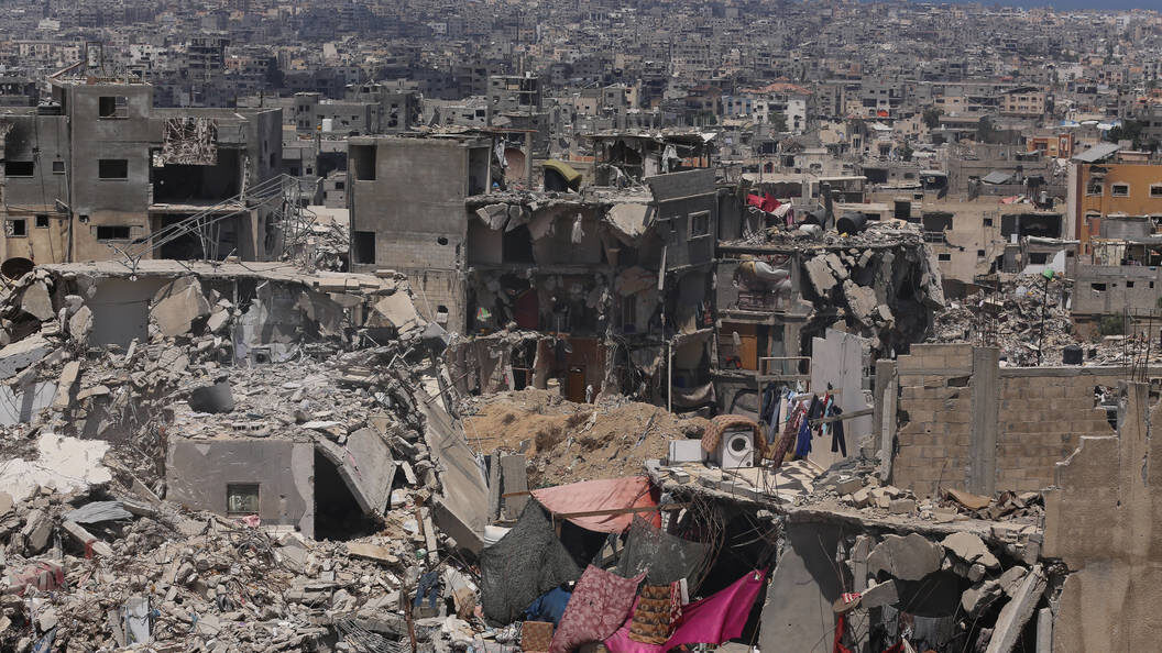 Израиль бомбит Иран, а Иран Израиль. Фото Яндекс. Картинки. 