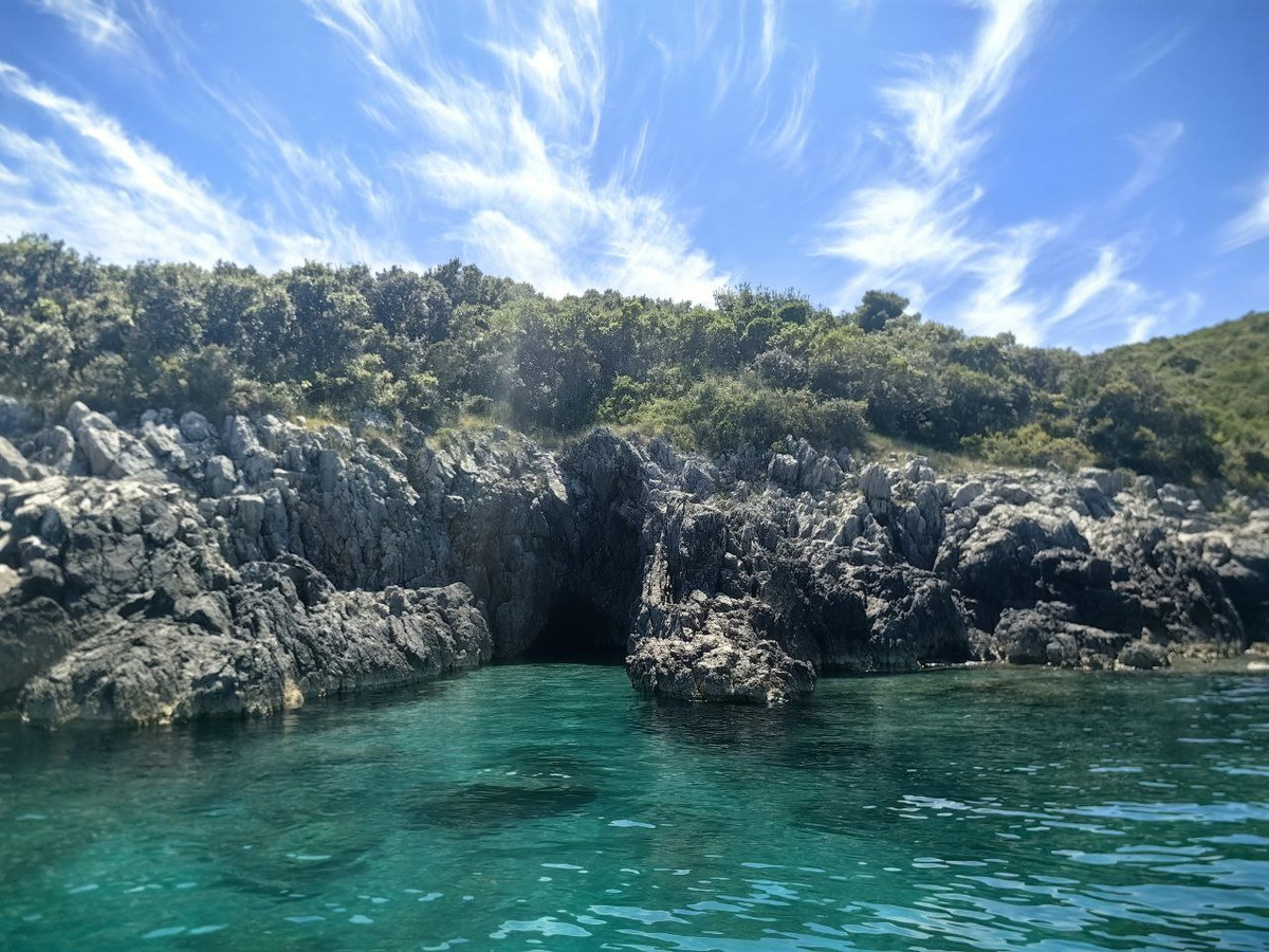 Морские пещеры Адриатики