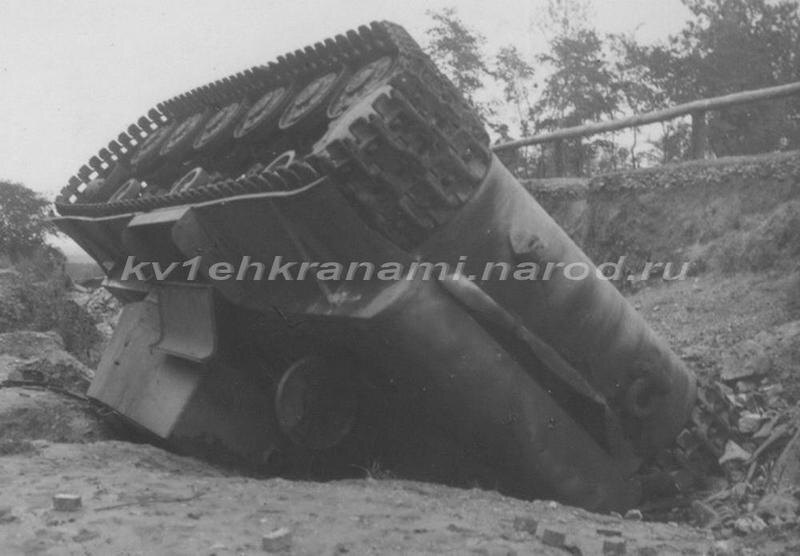 Танк КВ-1 производства ЛКЗ выпуска января 1941 года из 10-й танковой дивизии (коллекция автора)