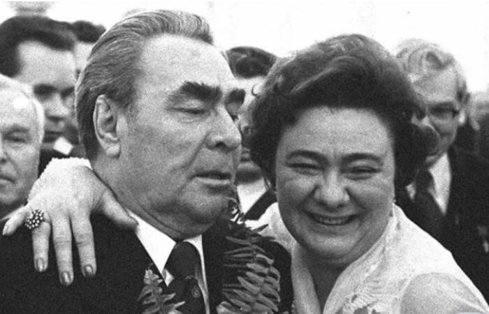 Галина Брежнева со своим отцом Леонидом Брежневым / Фото: 24smi.org