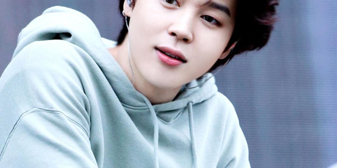 ‘Я люблю вас’ + «Я скучаю по вам» Чимин делится искренними сообщениями с АРМИ на Weverse