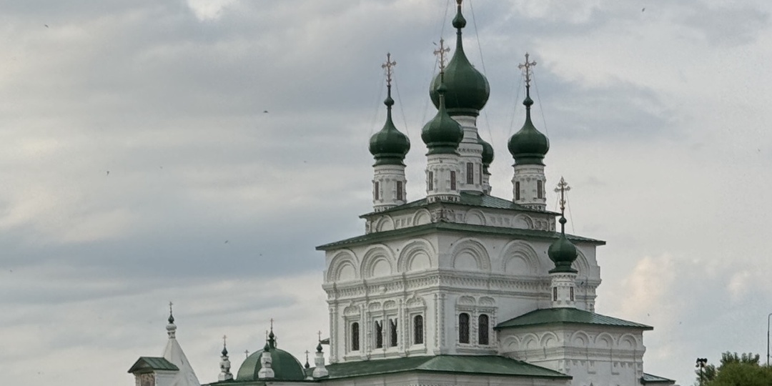 Исправительная колония особого режима "Белый лебедь" и кладбище для приговоренных пожизненно