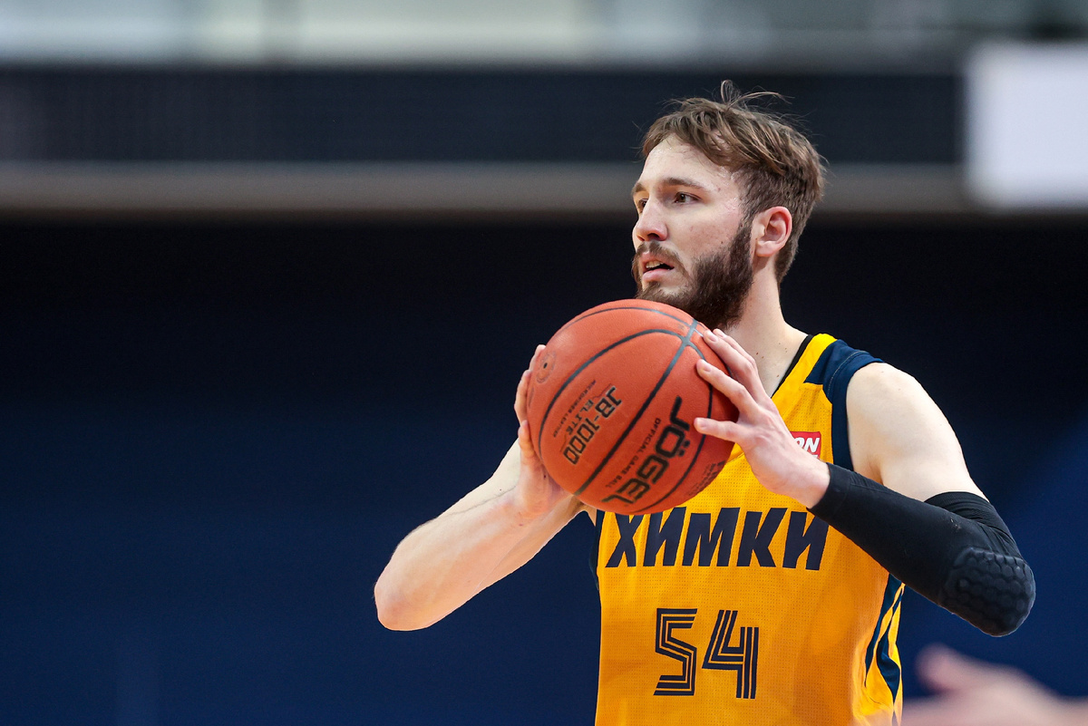 Глеб Суворов