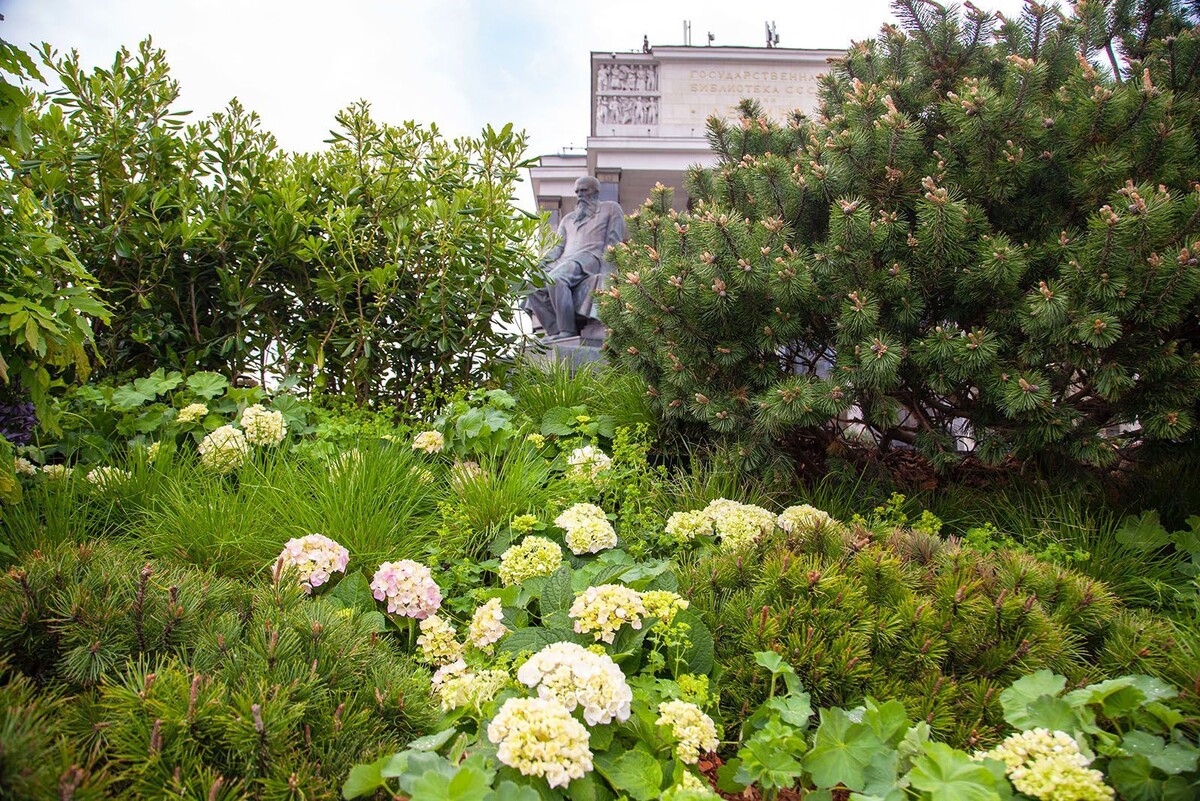    В центре Москвы открылись новые площадки фестиваля «Сады и цветы»