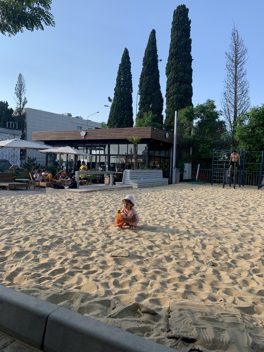 Гигантская песочница