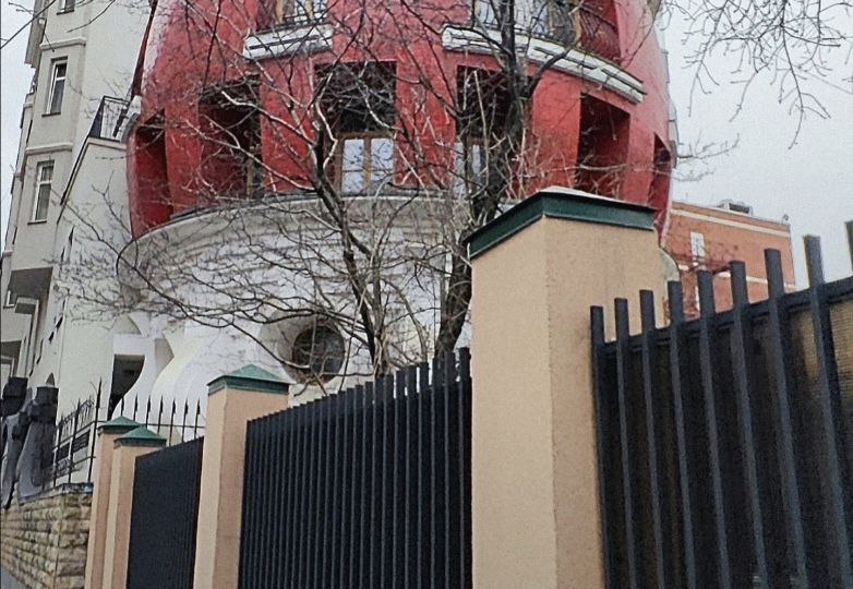 🥚 Дом-яйцо: архитектурная фантазия, которую я сначала не поняла, а потом влюбилась