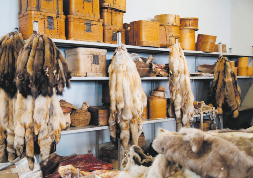 Реквизит к художественному фильму «Тобол» - «мягкое золото», одно из главных богатств здешних краёв. Фото Виктории ЕРМАКОВОЙ