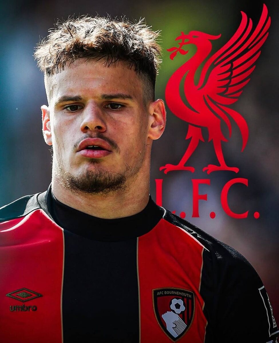 Черно-красная форма