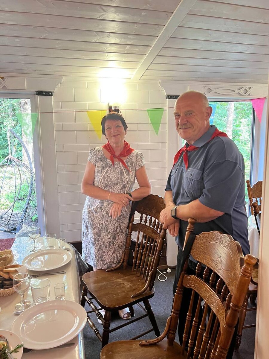 Мы с Петровичем очень довольные и счастливые