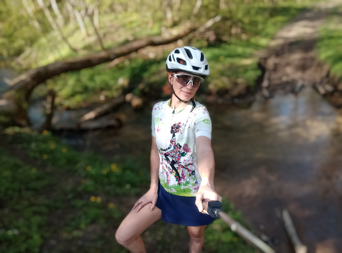 Не здесь ли водопад обитает