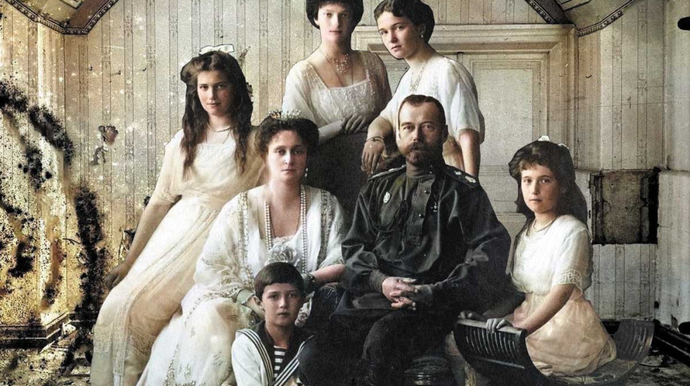    Тени прошлого пророчества и загадки перед расстрелом Романовых