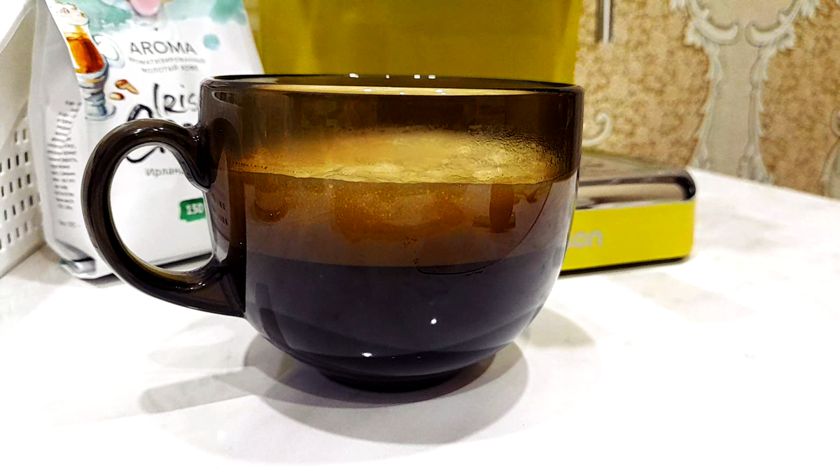 Готовлю кофе Lebo Irish Cream в рожковой кофеварке Oursson EM1510