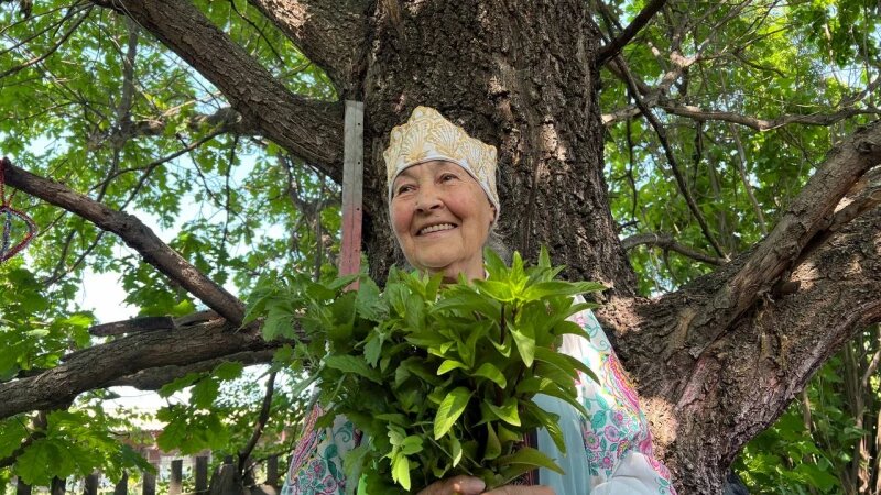     В гостях у Мины Карабановой. Екатерина Карзова