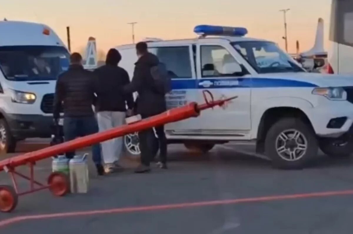    Появилось видео задержания группы теневых банкиров в Иркутске