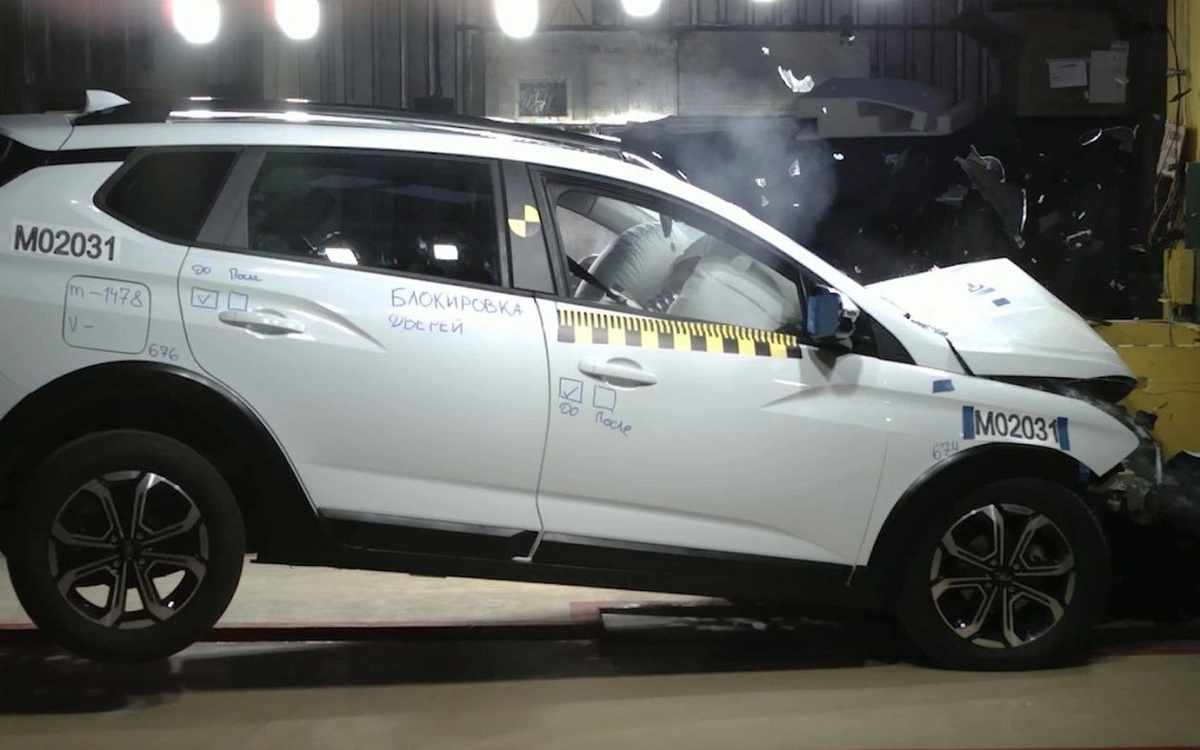 Краш-тест Lada Iskra