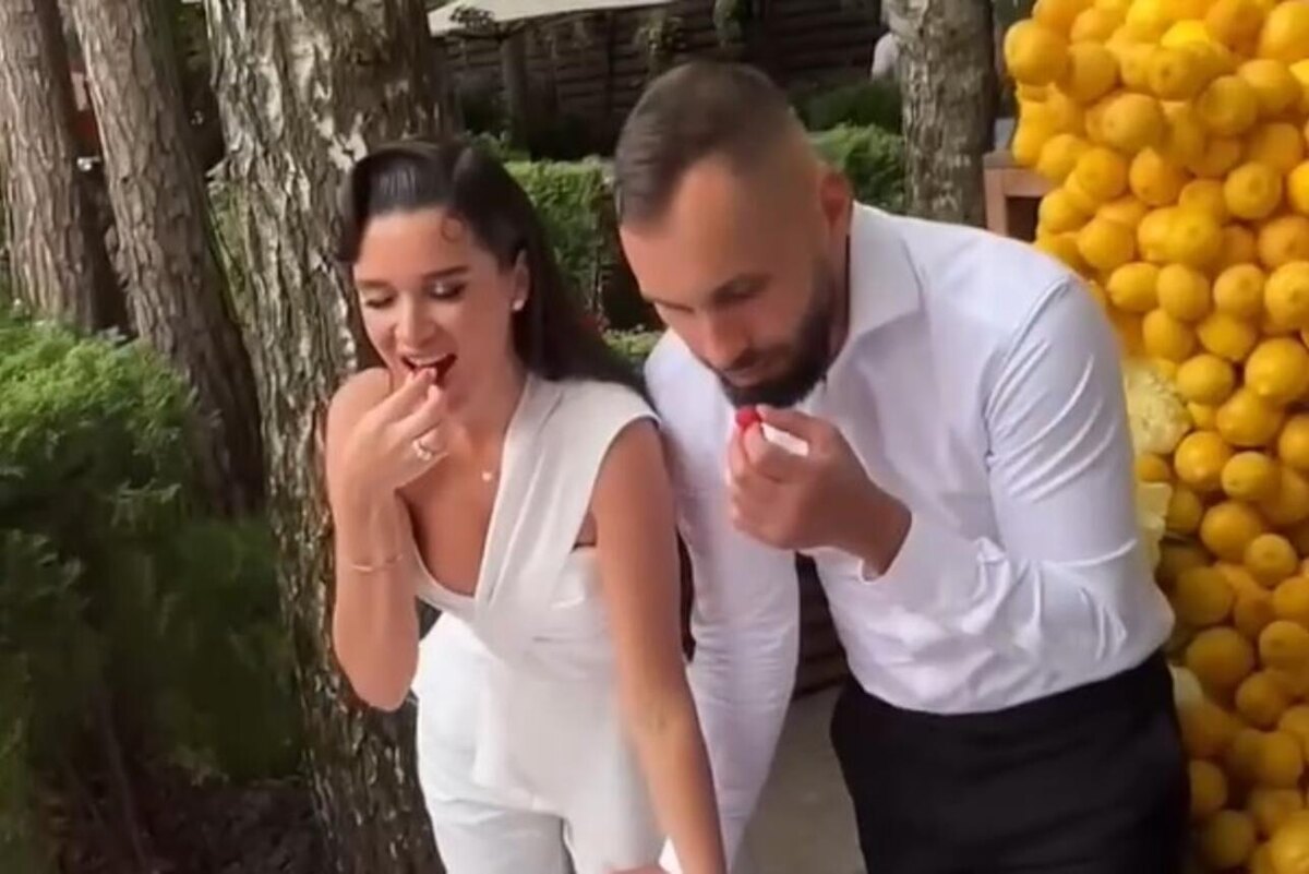    Ксения Бородина и Николай Сердюков Социальные сети