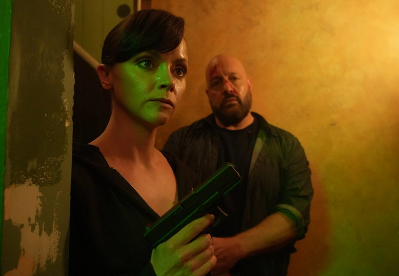 Листайте кадры.