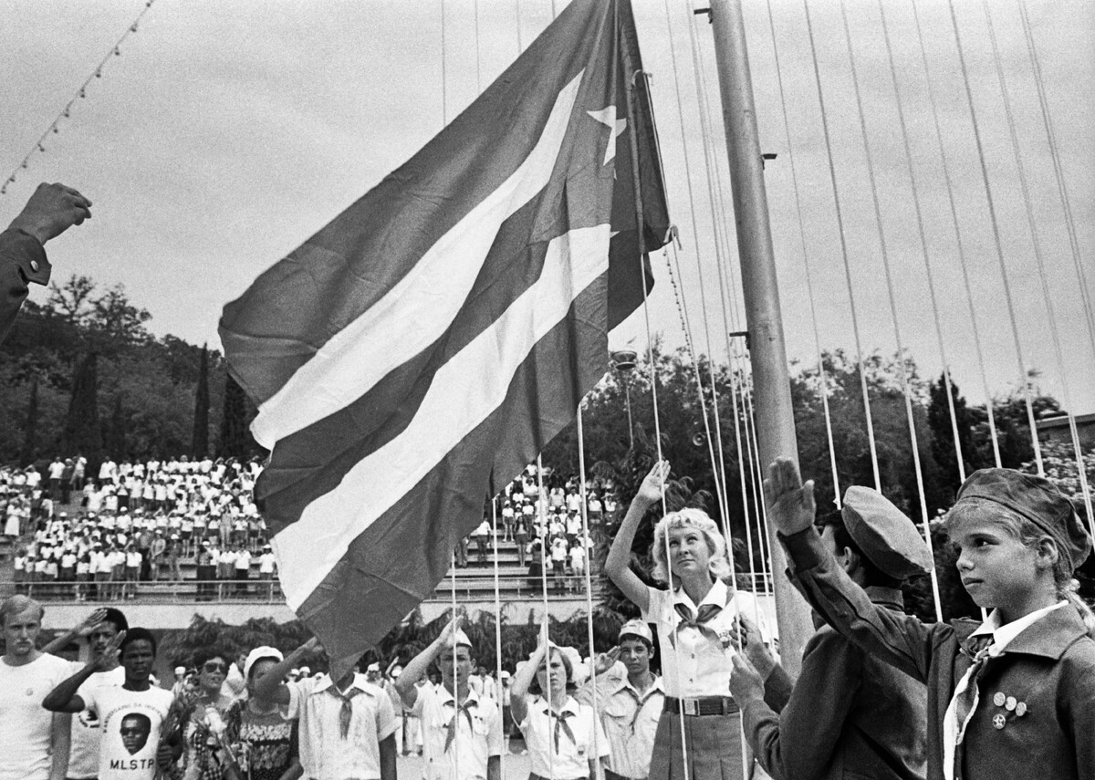 Фото: ТАСС /Валерий Христофоров, Александр Обуховский