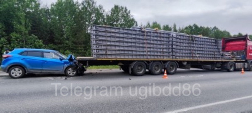    В Югре за минувшие выходные произошло 16 ДТП, один человек погиб