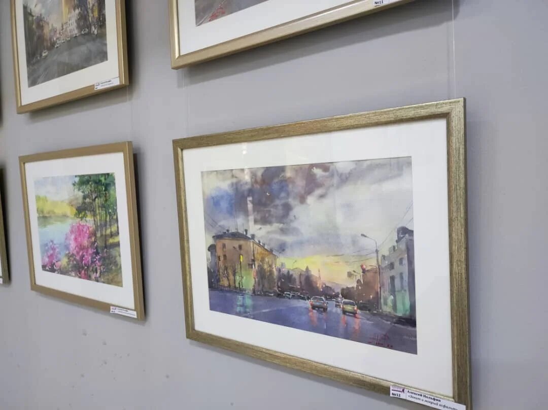 Листайте вправо, чтобы увидеть больше изображений