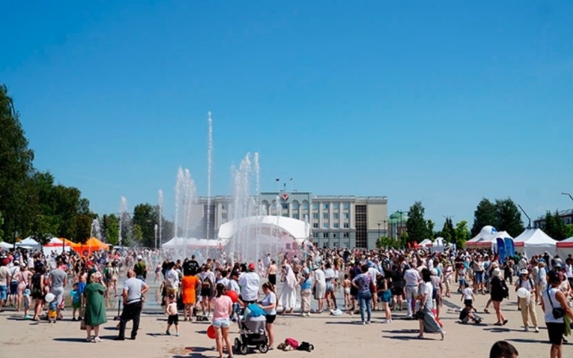    Опрос IZHLIFE: 42% ижевчан работали в праздники