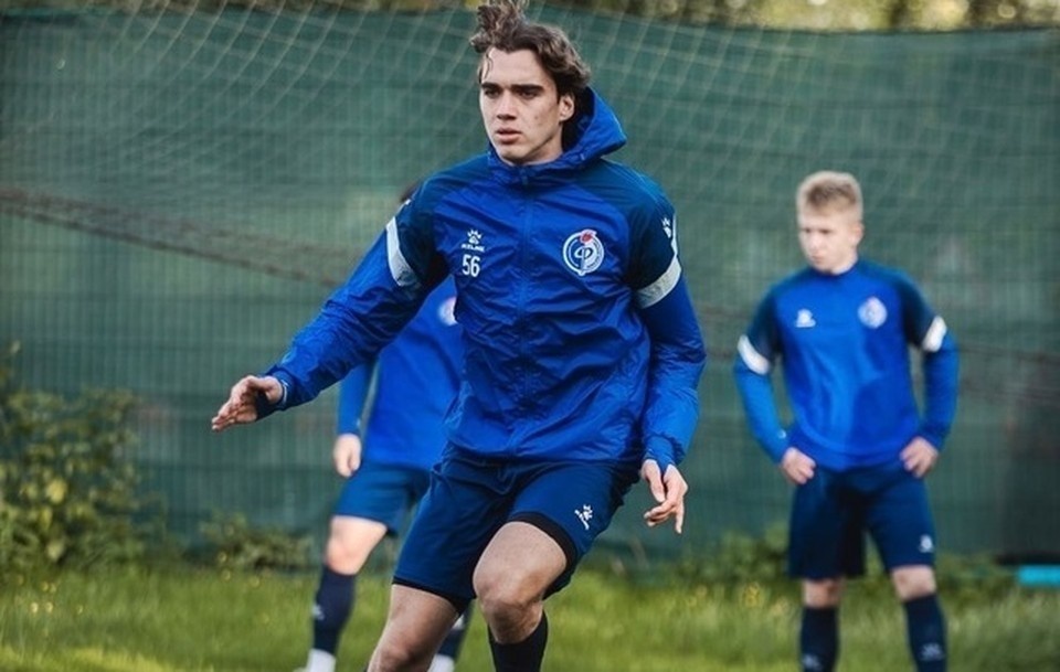    У Матвея Ивахнова карьера в «Факеле» не сложилась. Как, впрочем, пока и вообще в профессиональном футболе. со страницы ФК "Факел" ВКонтакте