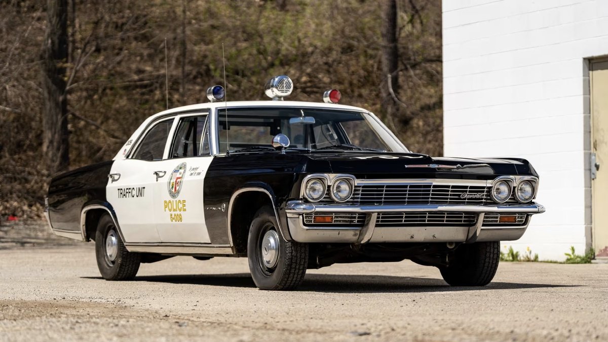 Chevrolet Impala 1965