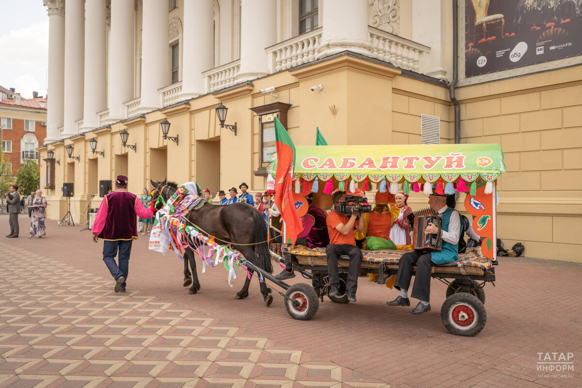 Сбор подарков к Сабантую в 2023 годуФото: © Владимир Васильев / «Татар-информ»