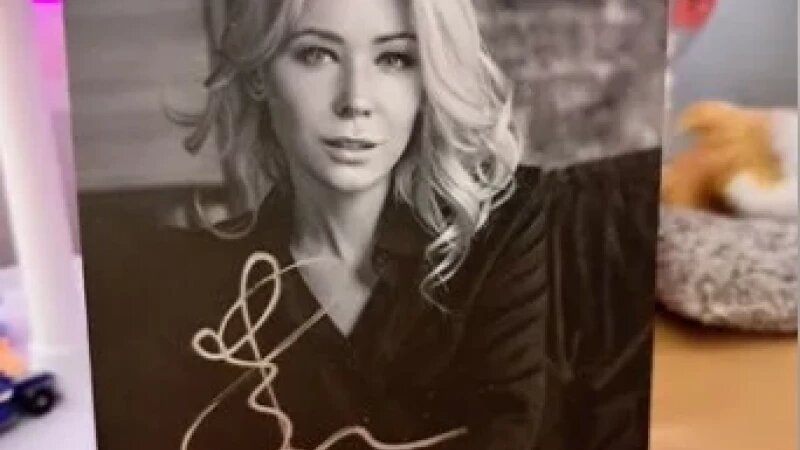     Автограф Екатерины Мизулиной. «Авито»