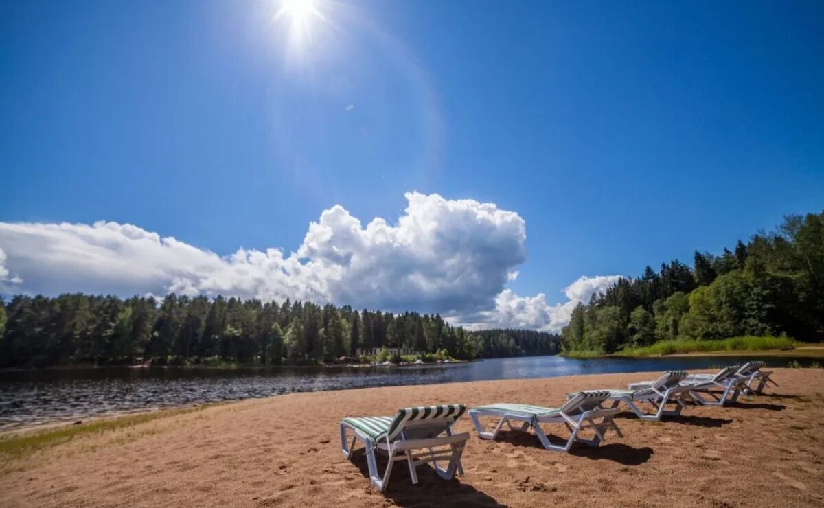    Где недорого отдохнуть этим летом около воды в Средней полосе России