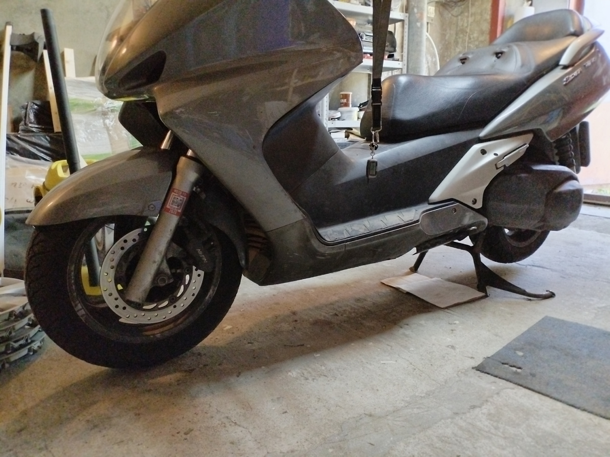 Мопед и "индикаторная картонка"