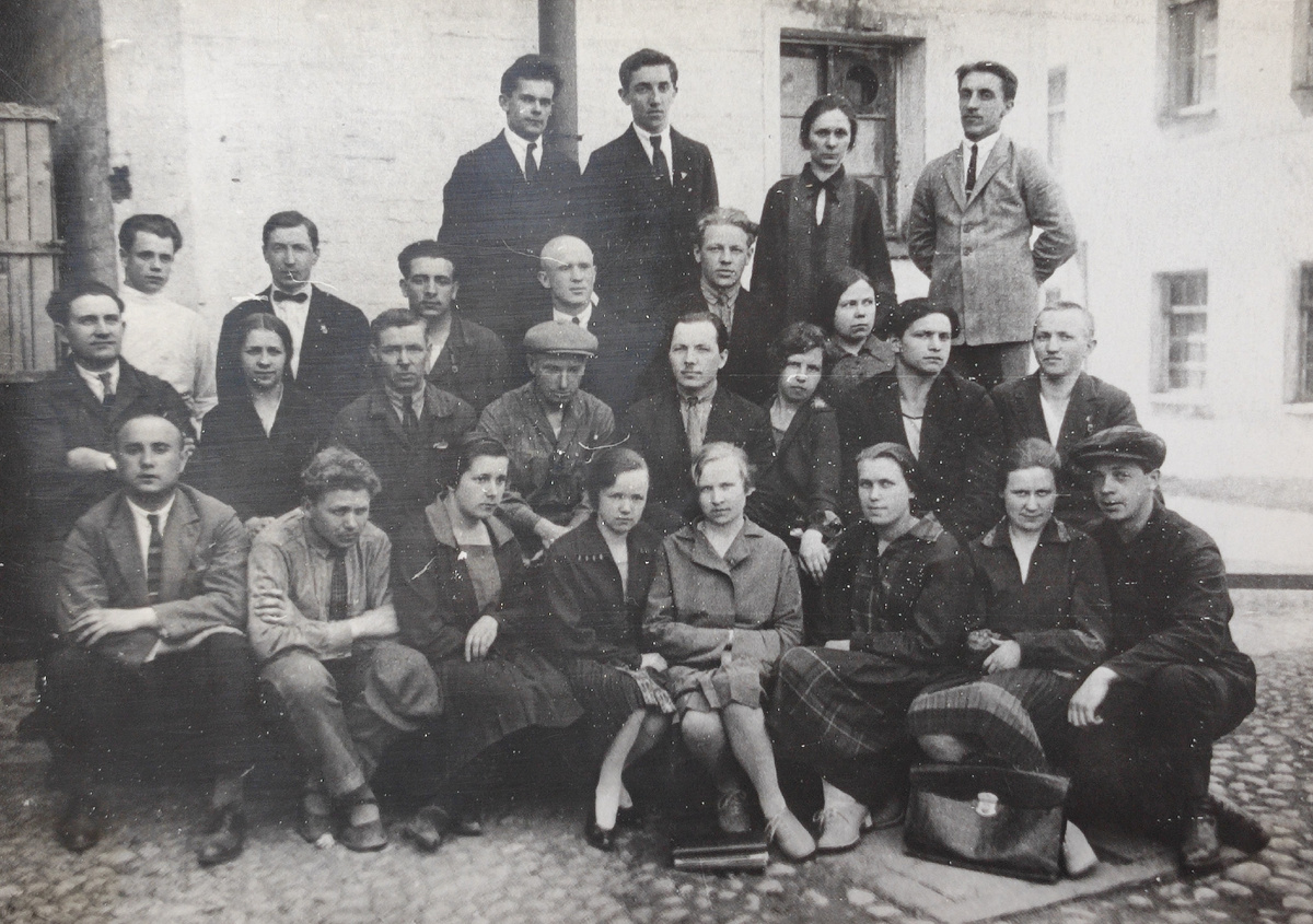 Выпускники Техникума ЛТИ. 1930-е годы