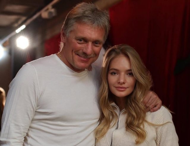    Дмитрий Песков с дочерью Елизаветой. Фото: социальные сети