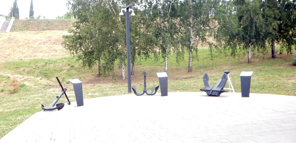 Площадка я якорями, Уфа, район Монумента Дружбы