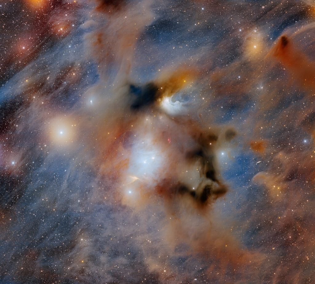 Темное облако Хамелеон I. Источник: CTIO / NOIRLab / DOE / NSF / AURA