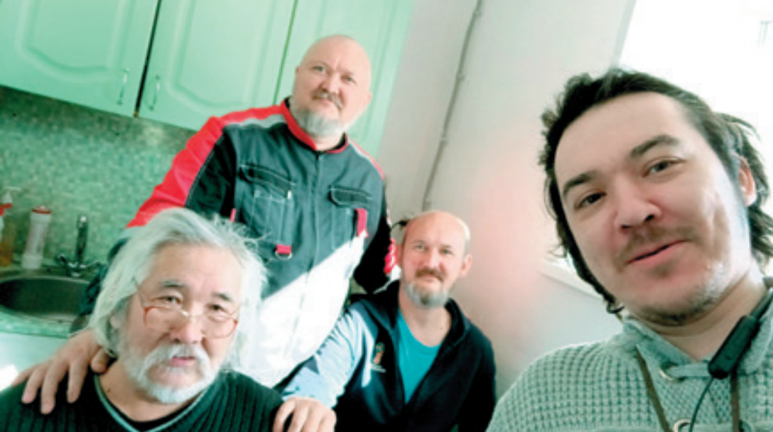 Минсалим и сыновья: Ярослав, Юрий, Сергей. Фото из архива Минсалима Тимергазеева и Ирины Вишняковой