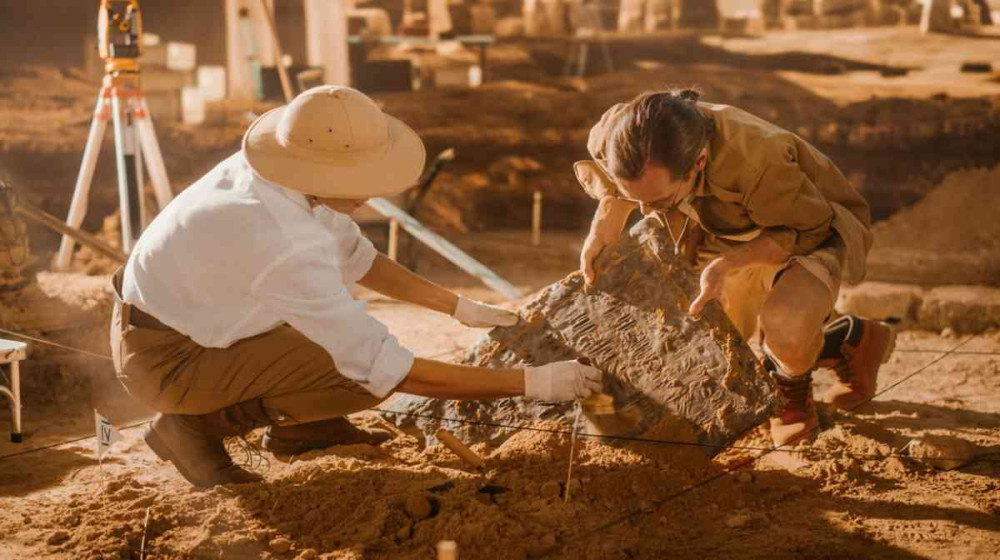    Ученые РФ и мира впервые заглянули внутрь 2100-летней мозаики с Александром Македонским и обомлели