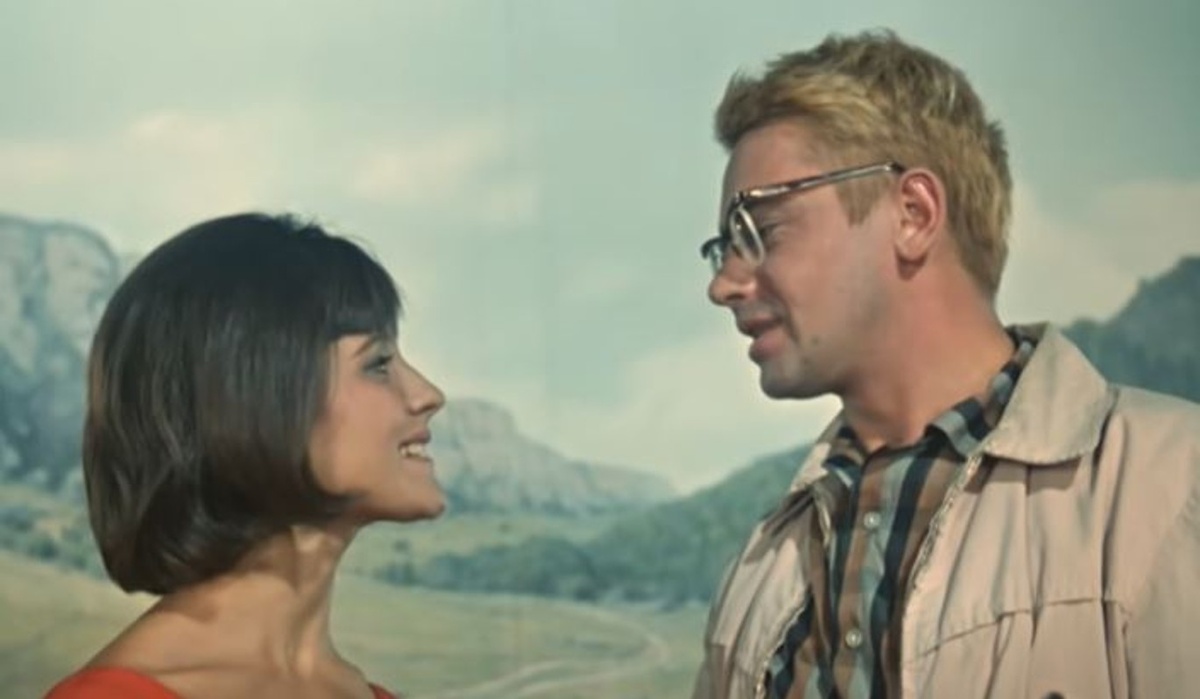    Кадр из фильма "Кавказская пленница, или Новые приключения Шурика" (1966)