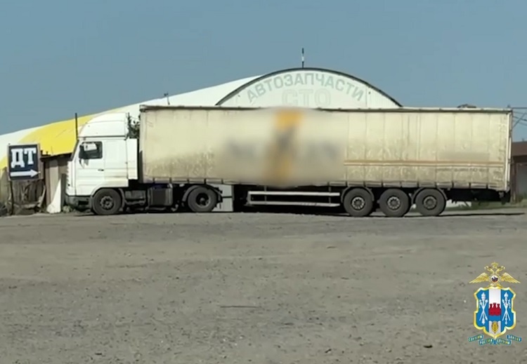    На фото стоп-кадр видеоматериала ИГ-канала ГУ МВД России по РО Редактор