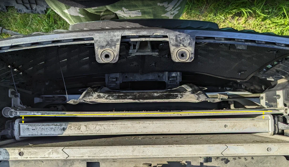 Кривизна радиатора видна невооруженным глазом