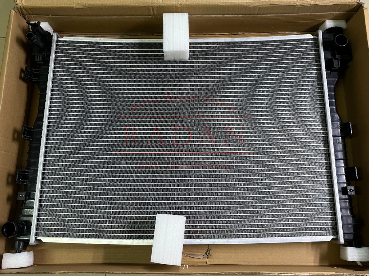 Скриншот с интернет-магазина автозапчастей. Как говорится - это баг такой или фича?