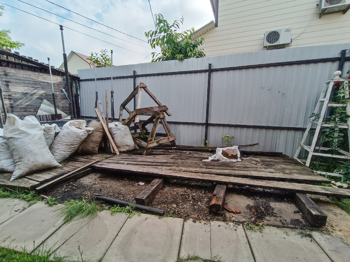 От таким видом встречает наш дом всех входящих😳