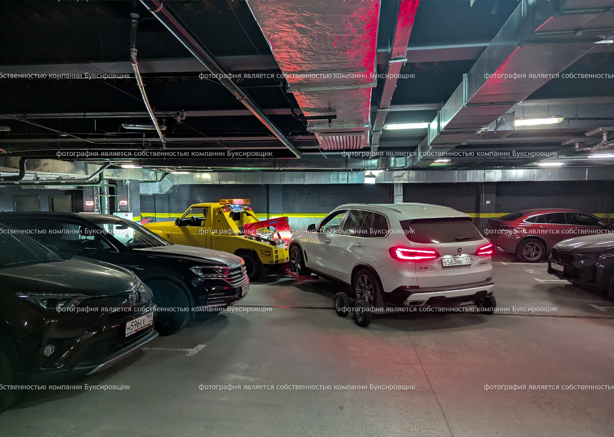 Эвакуатор с парковки