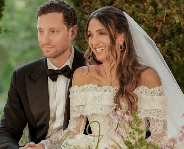 Принцесса Иман Пехлеви со своим избранником Брэдли Шерманом, фото 2025 года.