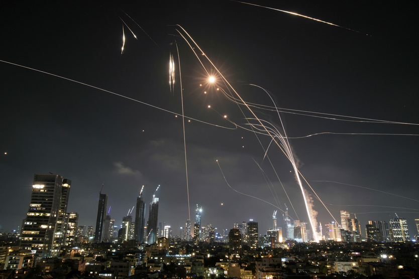 Фото обложки: Leo Correa / AP / TASS