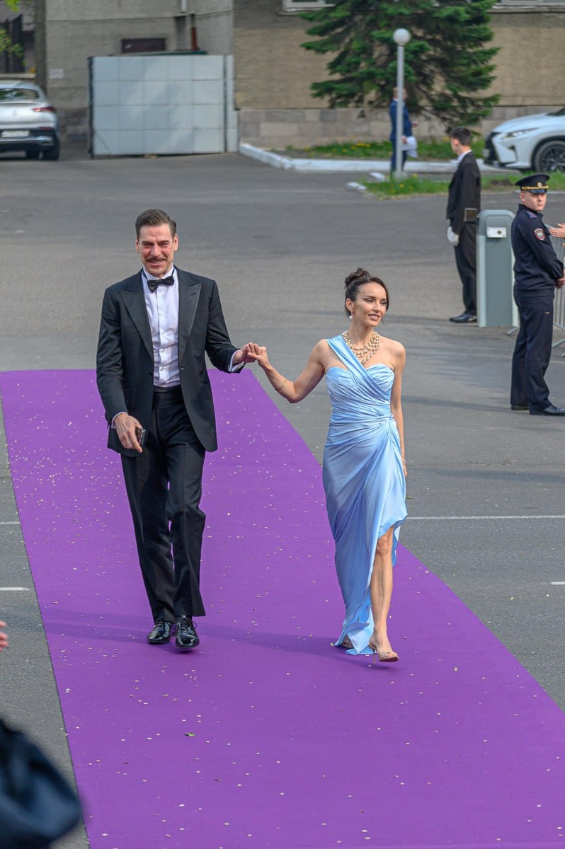 Дмитрий Дюжев и Юлия Зимина стали ведущими вечера