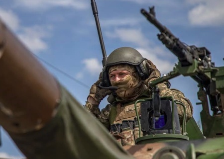    Аналогии с Гитлером в бункере становятся всё более отчётливыми. В сводках Генштаба ВСУ появилось новое направление
