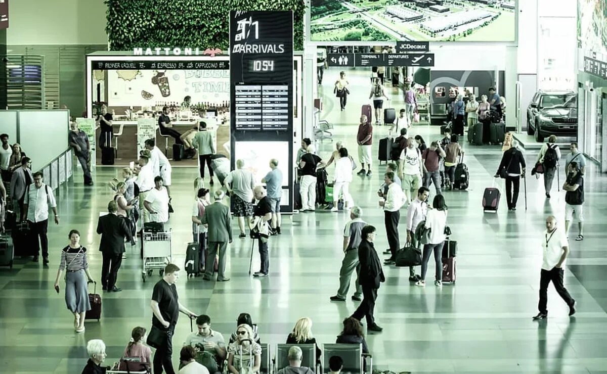    Памятка: что делать туристам при угрозе отмен и длительных задержек рейсов