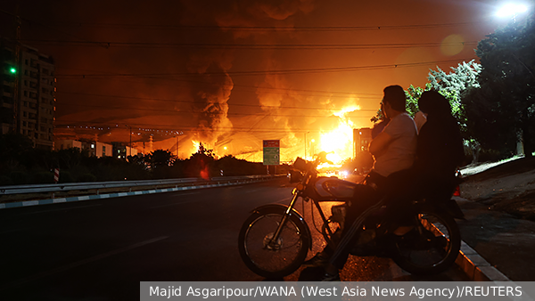     Фото: Majid Asgaripour/WANA (West Asia News Agency)/REUTERS    
 Текст: Евгений Крутиков