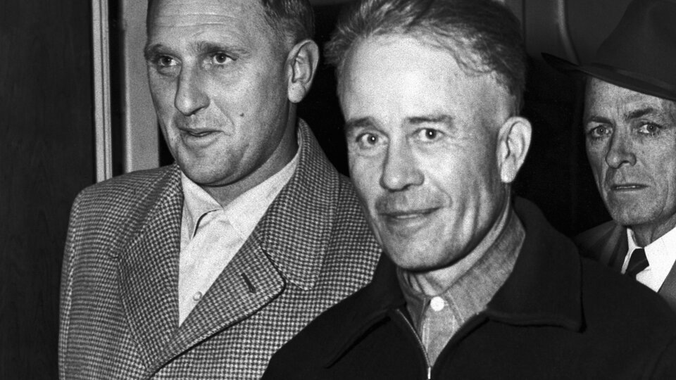    Эд Гейн (в центре) / Фото: Getty Images